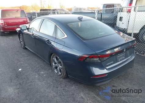 2024 Honda Accord Ex z USA, uszkodzony, nr VIN 1HGCY1F37RA027685